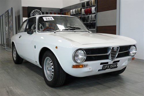 Alfa GT Junior Historics (1)