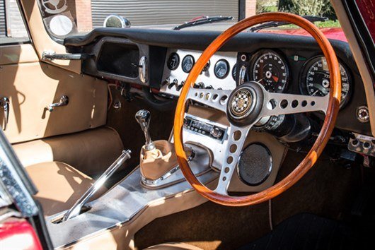 1961 Jaguar E-Type 3.8 'Flat Floor ' Coupe (2)