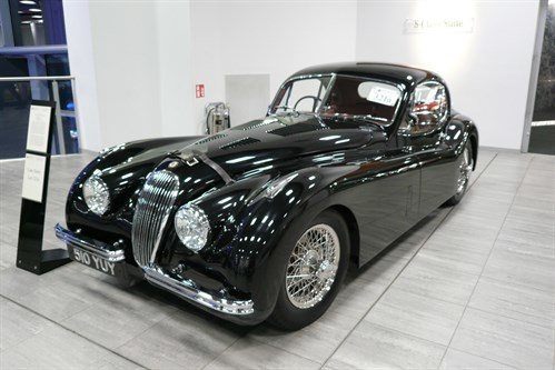 Jaguar XK120 FHC 1952 Resto Mod