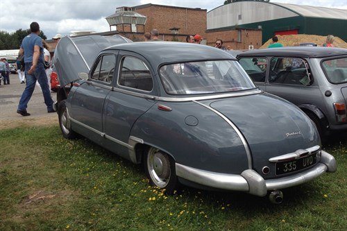 Panhard Dyna 1955 R34 (1)