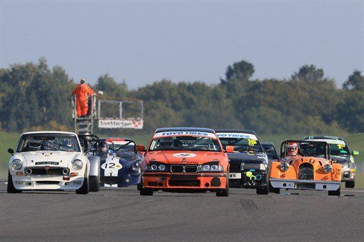 Four Hour Classic Endurance Race At Snetterton (2)