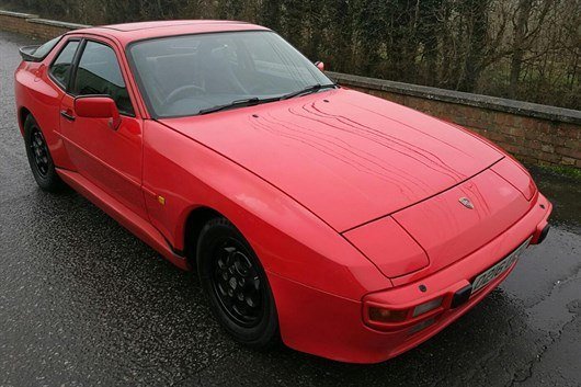 Porsche 944 (1)