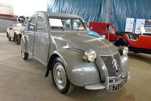 Citroen 2CV AZ 1957 Brightwells 5th April 2017