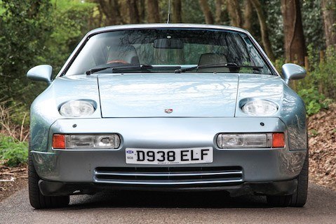 Porsche 928 S4 1987 Historics (1)