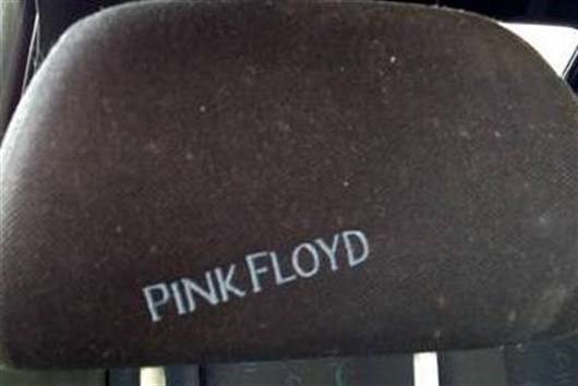 Volkswagen Golf Convertible Pink Floyd (3)