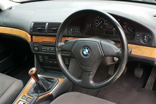 BMW 5-series E39 (6)