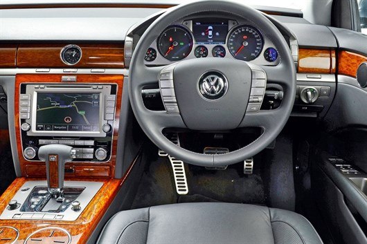 Volkswagen Phaeton (3)