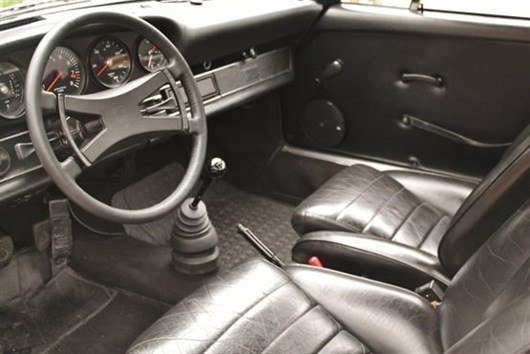 1973 Porsche 911 Carrera RS 2.7 Interior 600px