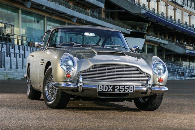 Aston Martin DB5 1964 Historics (1)