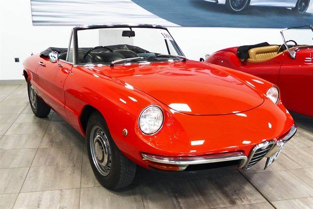 Alfa Romeo Giulietta 1300 Spider 1970 Historics