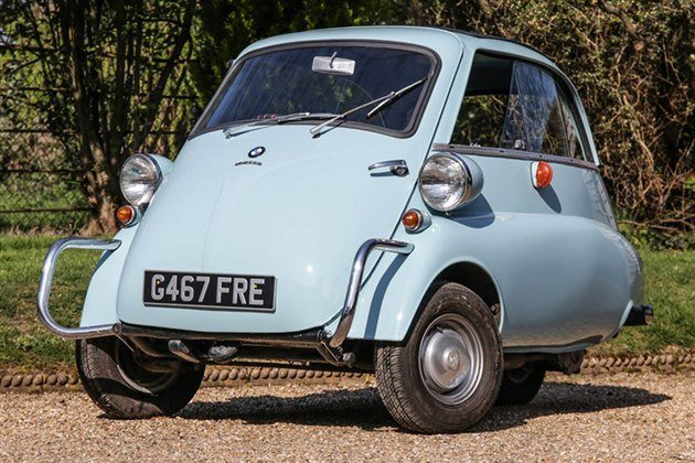 BMW Isetta 1959 RHD Historics (1)