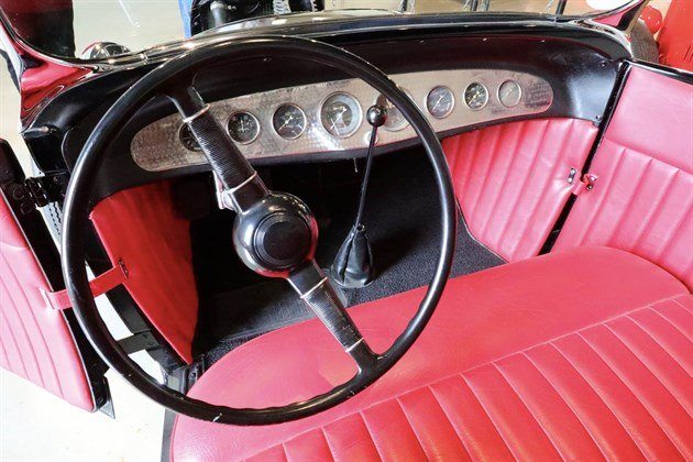 Ford Model A 1929 Elvis Car Cockpit