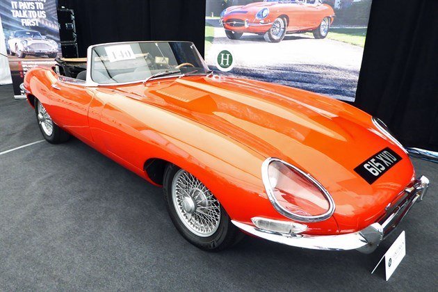 Jaguar E-Type S1 Rdstr 1961 Historics 