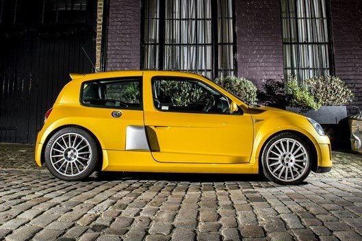 MPH 2006 Renault Clio V6 (1)