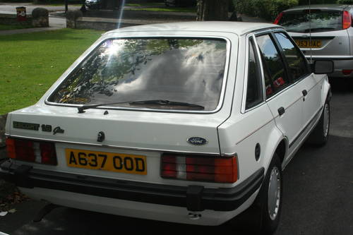 Ford Escort (2)