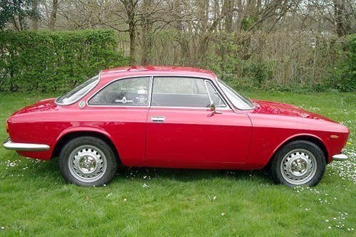 Alfa Giulia Sprint GT 1967 Side HH Impney