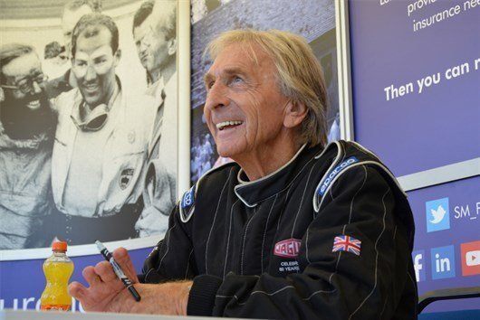 Derek Bell Signing Autographs