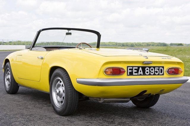 Lotus Elan (1962 – 1973) Review | Honest John