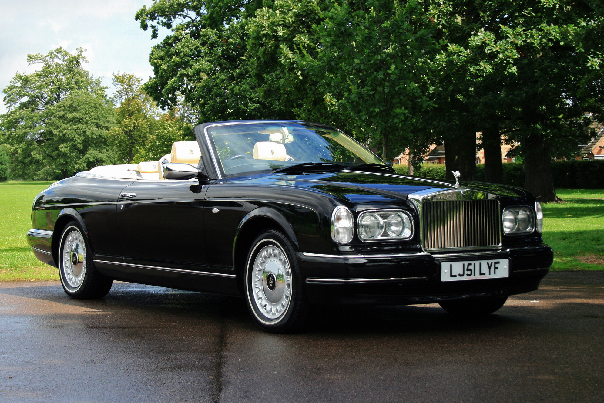 Rolls-Royce Corniche (1971 – 1995) Review | Honest John