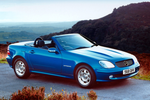 The facelifted SLK R170 features side skirts and softer bumper styling, but is more prone to unsightly rust
